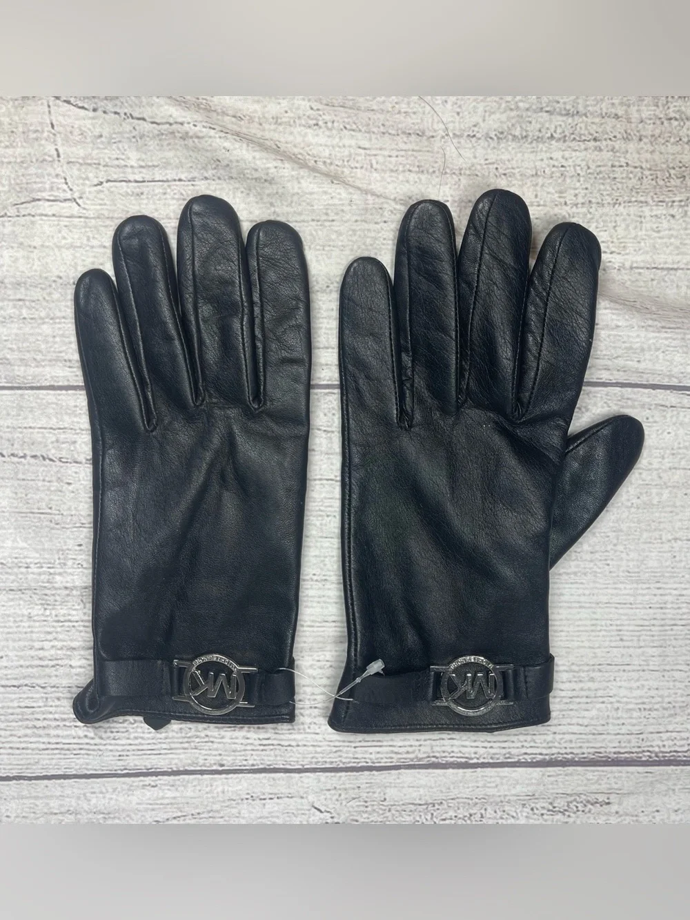 Michael Kors Women’s Medium Black Leather Gloves Buckle Accent Soft Lined Winter